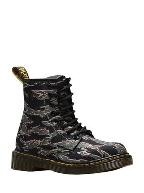 Dr. Martens Black Multi Camo 1460 Lace-Up Boot - size 11